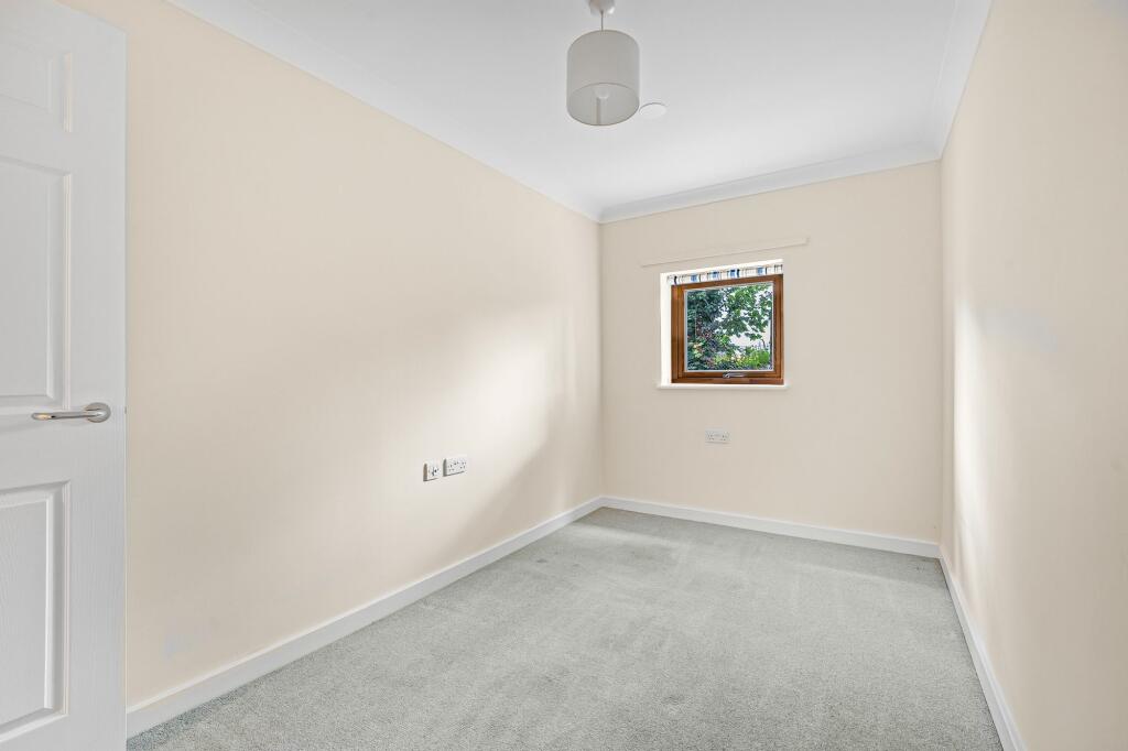Second bedroom