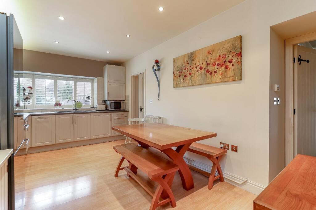 Dining Kitchen - D.jpg