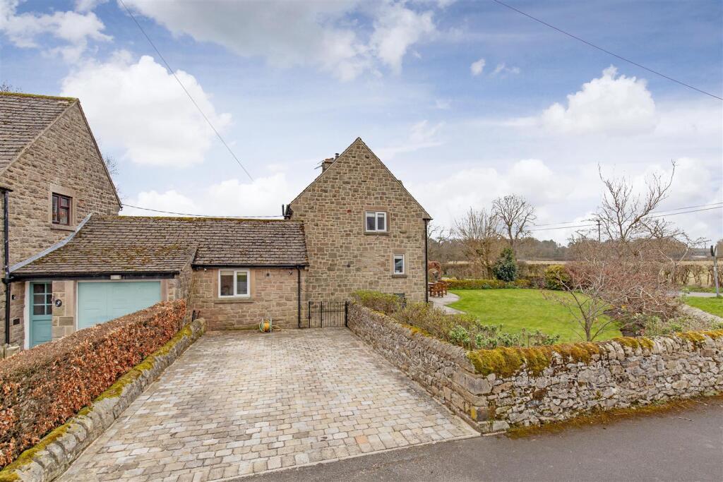 Front External-1.jpg