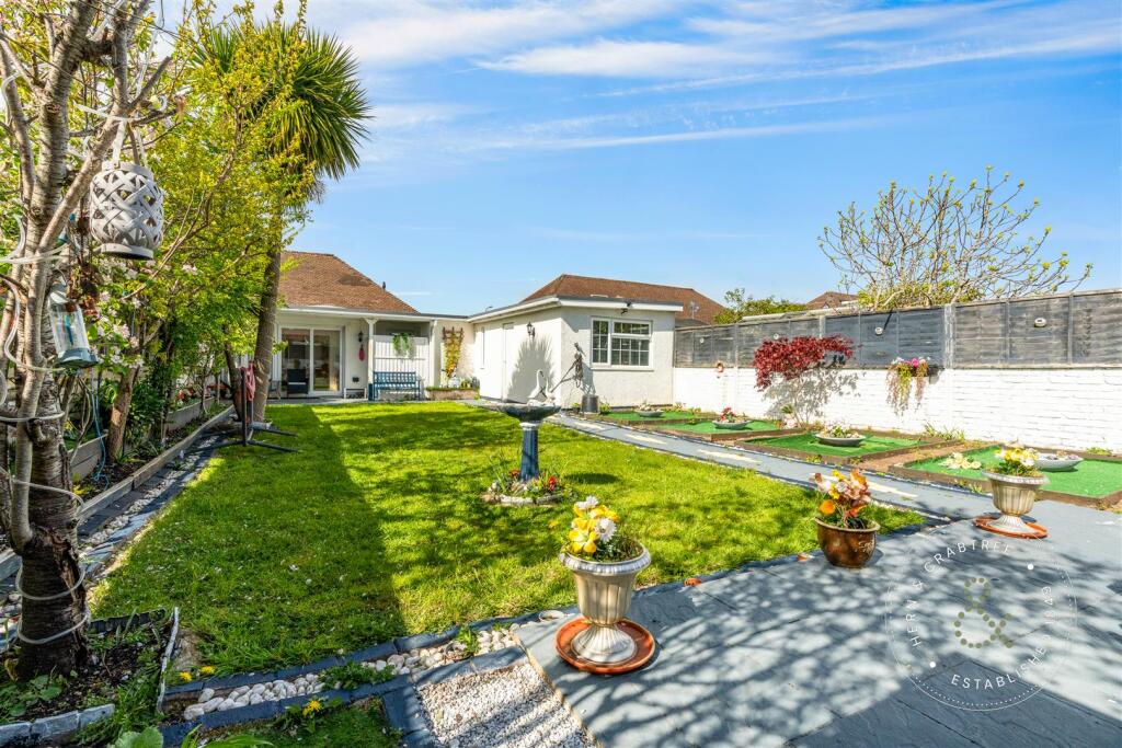 Tyn Y Parc Hern and Crabtree (18).jpg