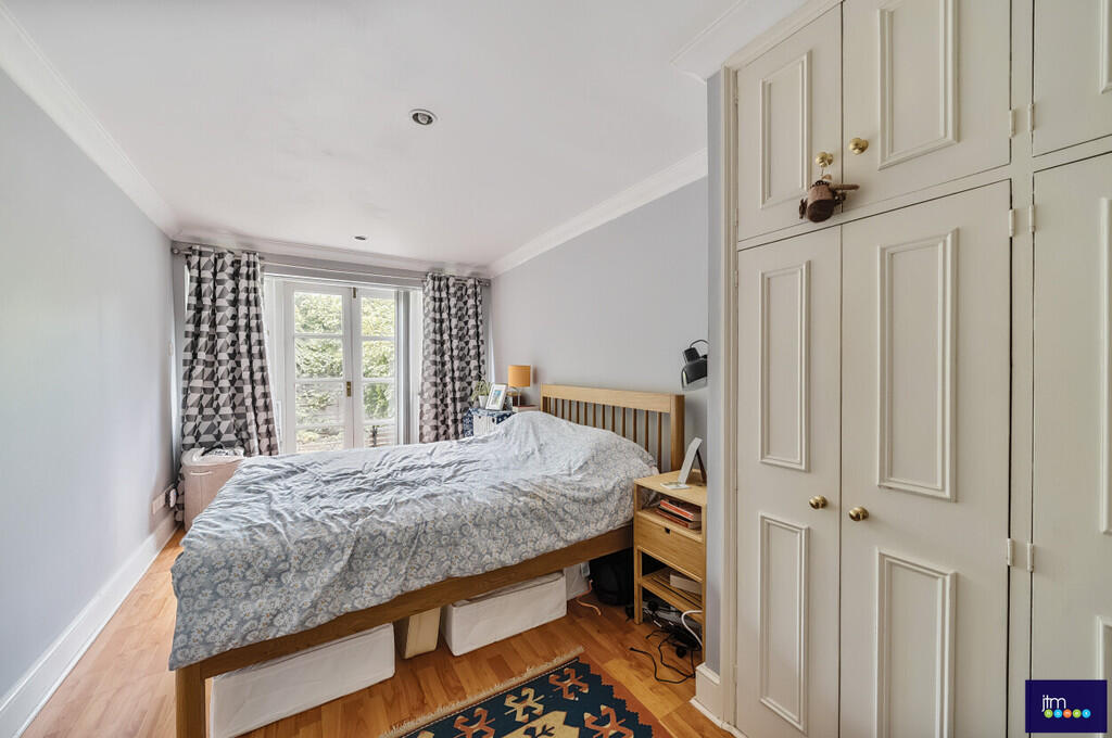 58e0a0e2-b3d8-4d7...