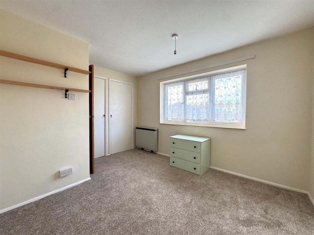 Bedroom 2.JPEG