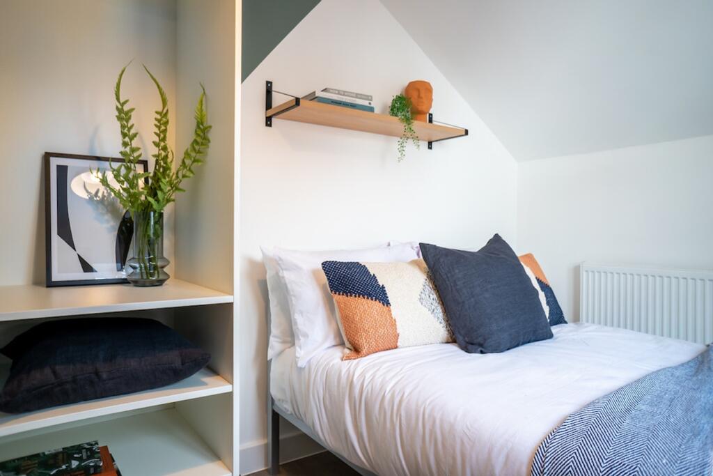 A stylish and inviting double bedroom perfect f...