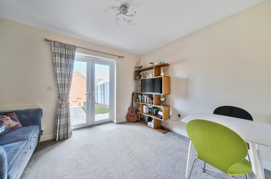 1311697-1-6852d12...