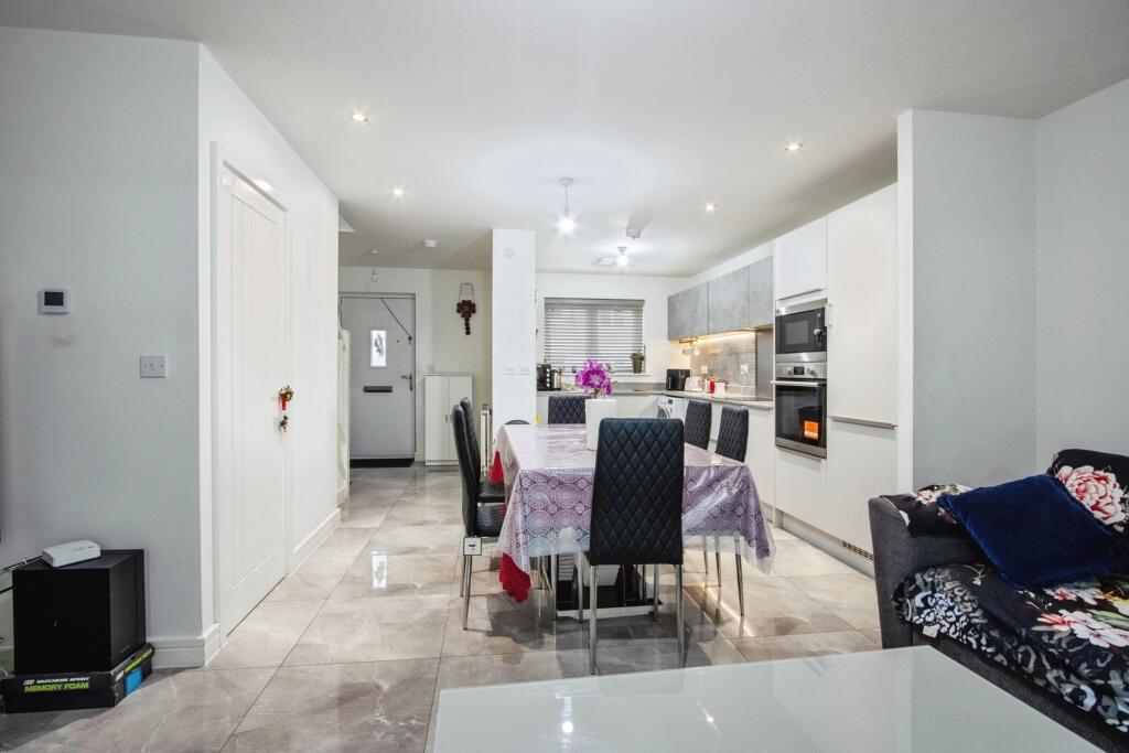 Kitchen/Family Room