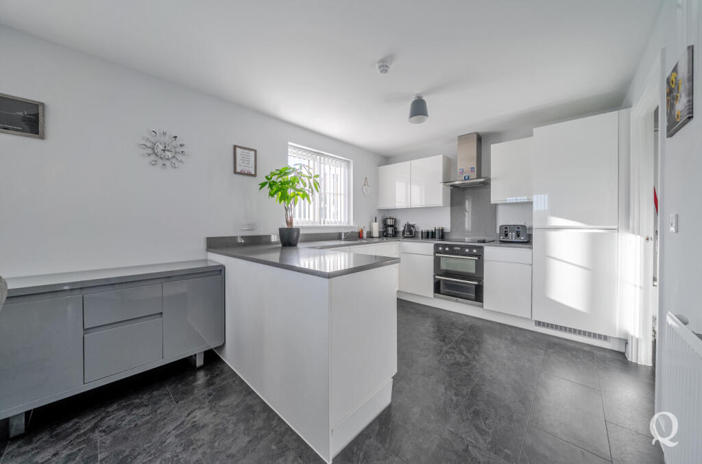 02b6d7f5-3703-4fd...