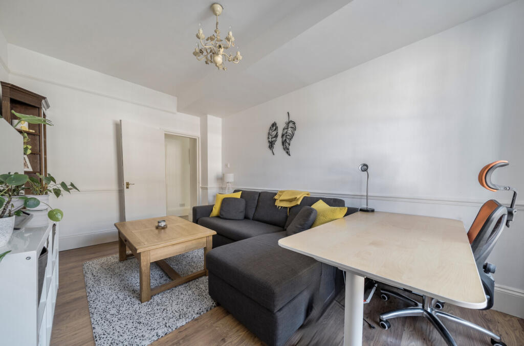 1357303-9-68d117f...