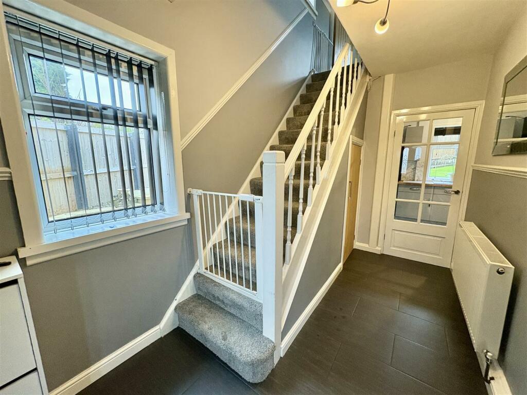Bramleys Estate Agents - Myrtle Gardens - Halifax 