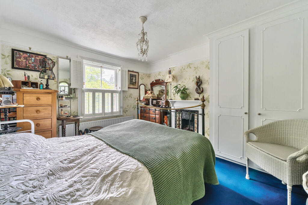 1317356-6-685d0ee...