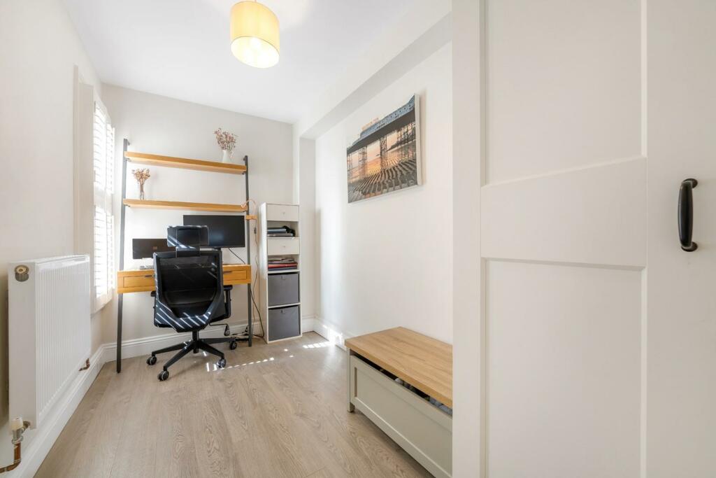 Bedroom 3.jpg