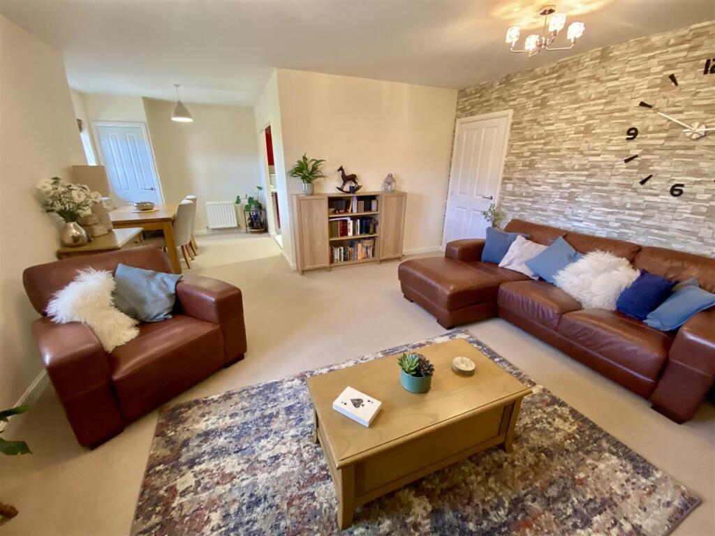 Bramleys Estate Agents - Marmaville Court - Mirfie