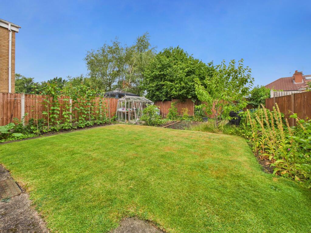 CAM04825G0-PR0119-STILL006