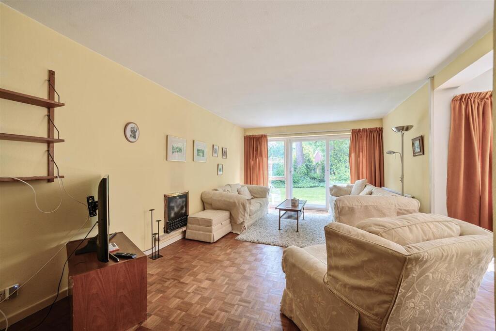 1293744-25-682b33d603526-ARW .jpg