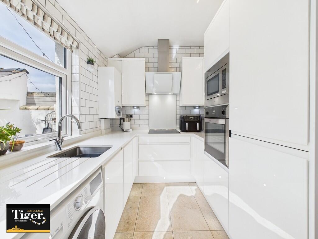 CAM03440G0-PR0277...