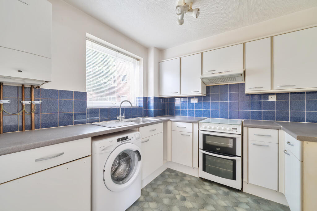 1333514-1-688a0ec...