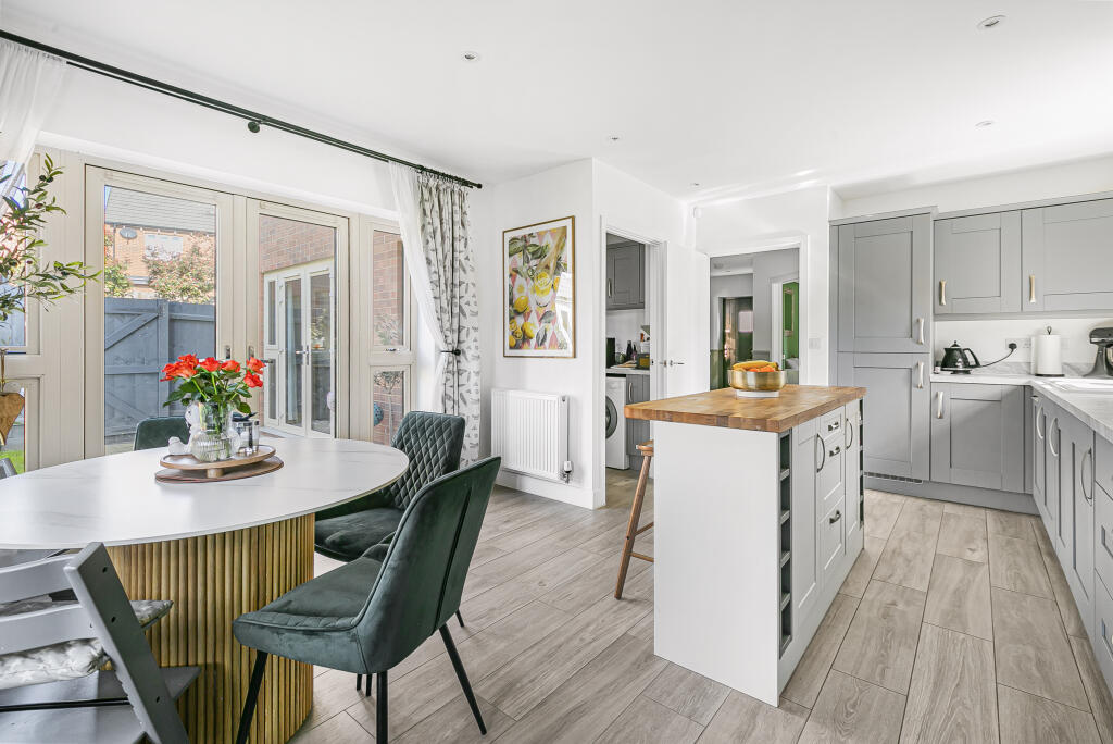 Kitchen/Dining