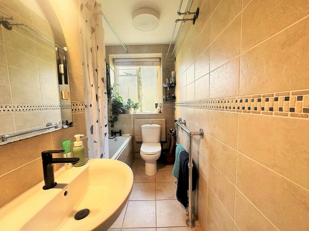 Bathroom 2