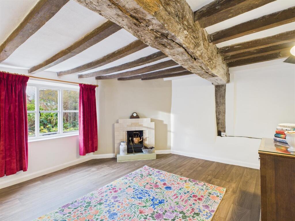 MAIN HOUSE DINING ROOM