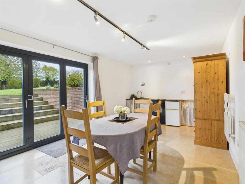 Dining Kitchen - Annexe