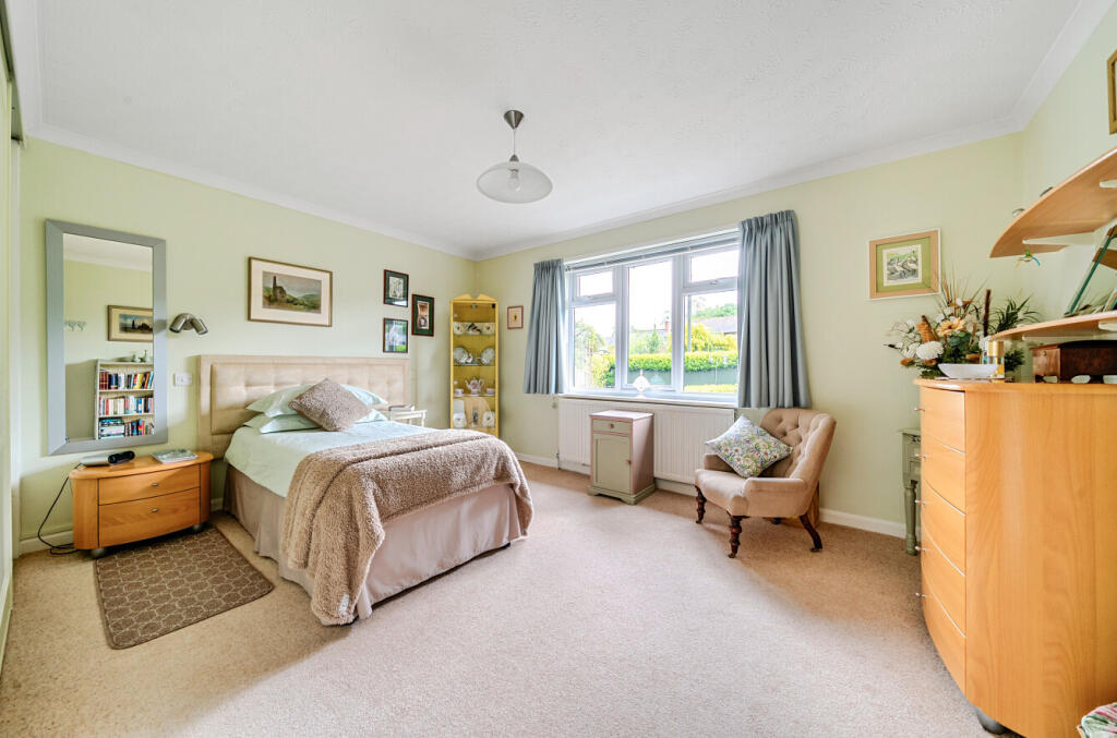 23-6818dd8447003-1286410-ARW-23