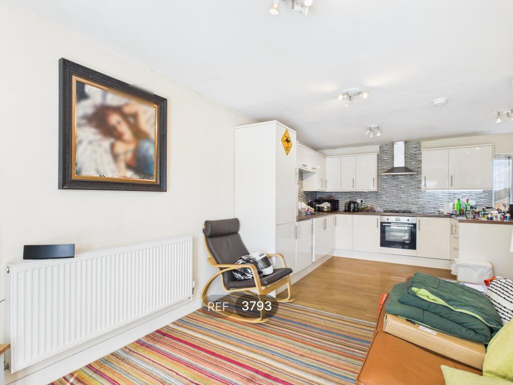 Kitchen/Living area