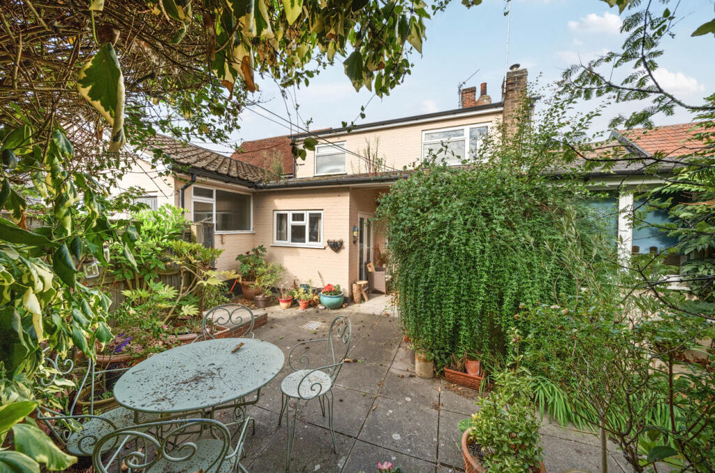 1316272-12-686450...