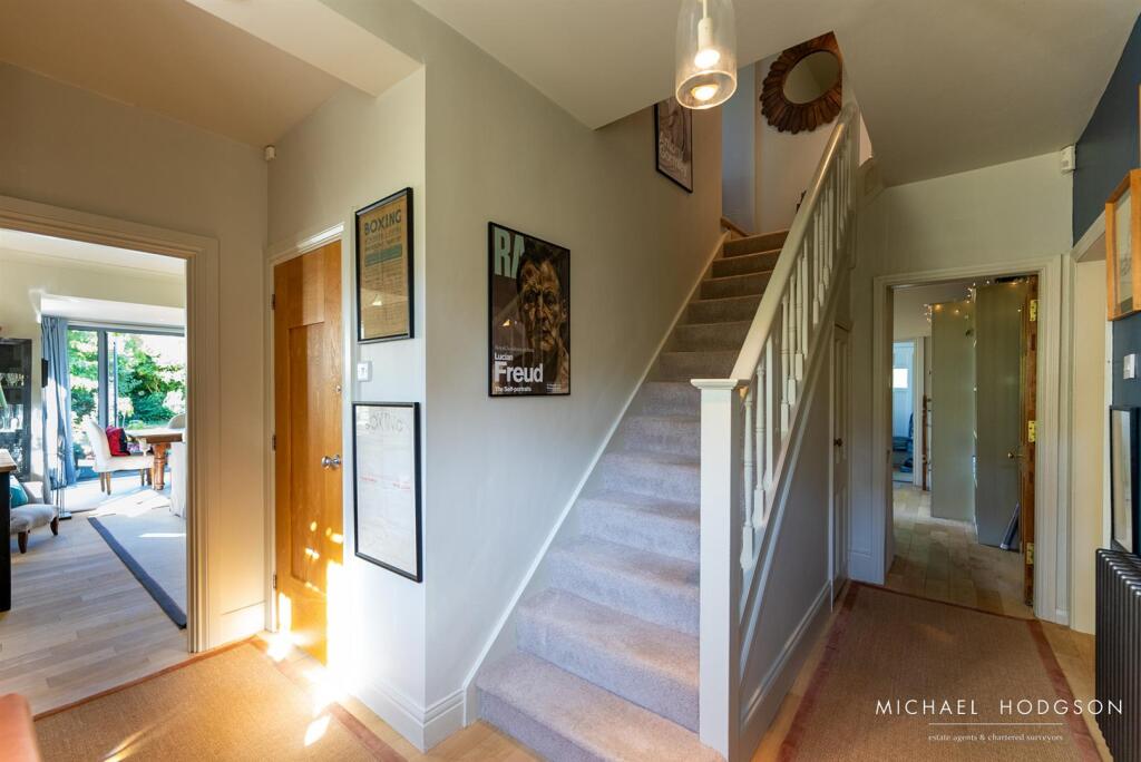 21, Laburnum Grove-51.jpg