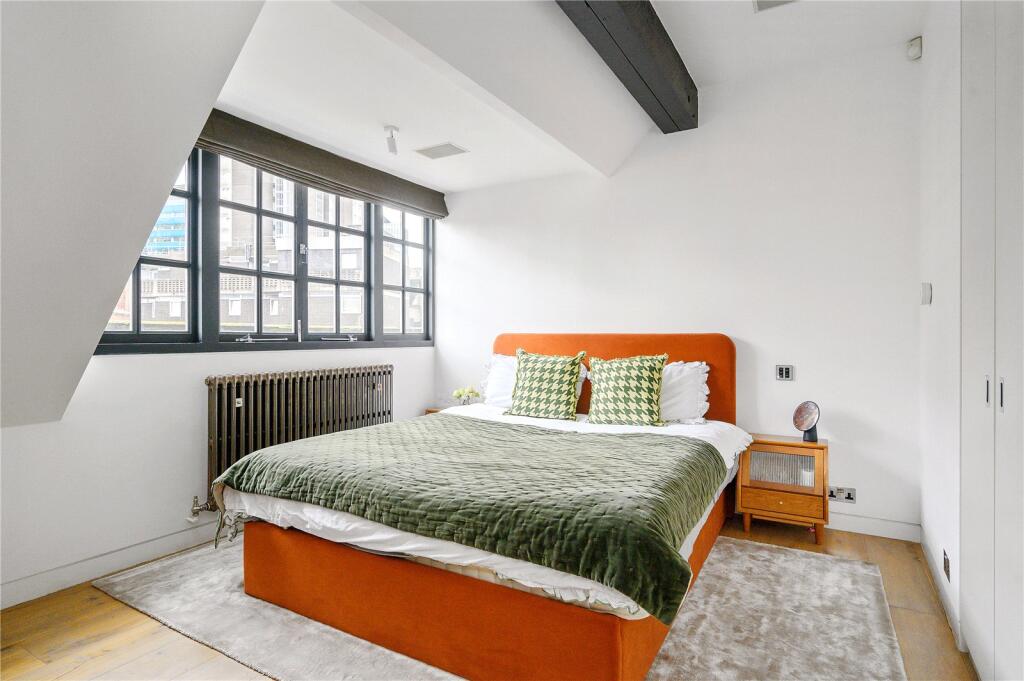 Bedroom Teo