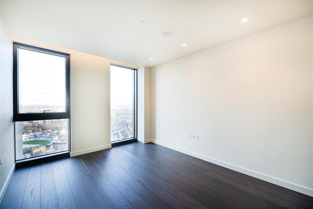 Bedroom Three      .jpg