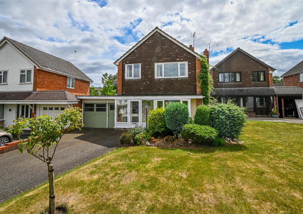 12 Rosemount Gardens-16.jpg