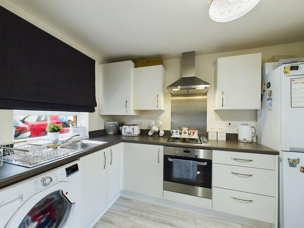 CAM01835G0-PR0126...