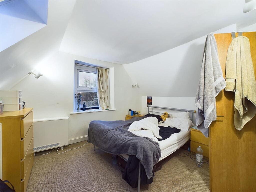 11 - 38 Bedminster Parade Investment Flats.jpg