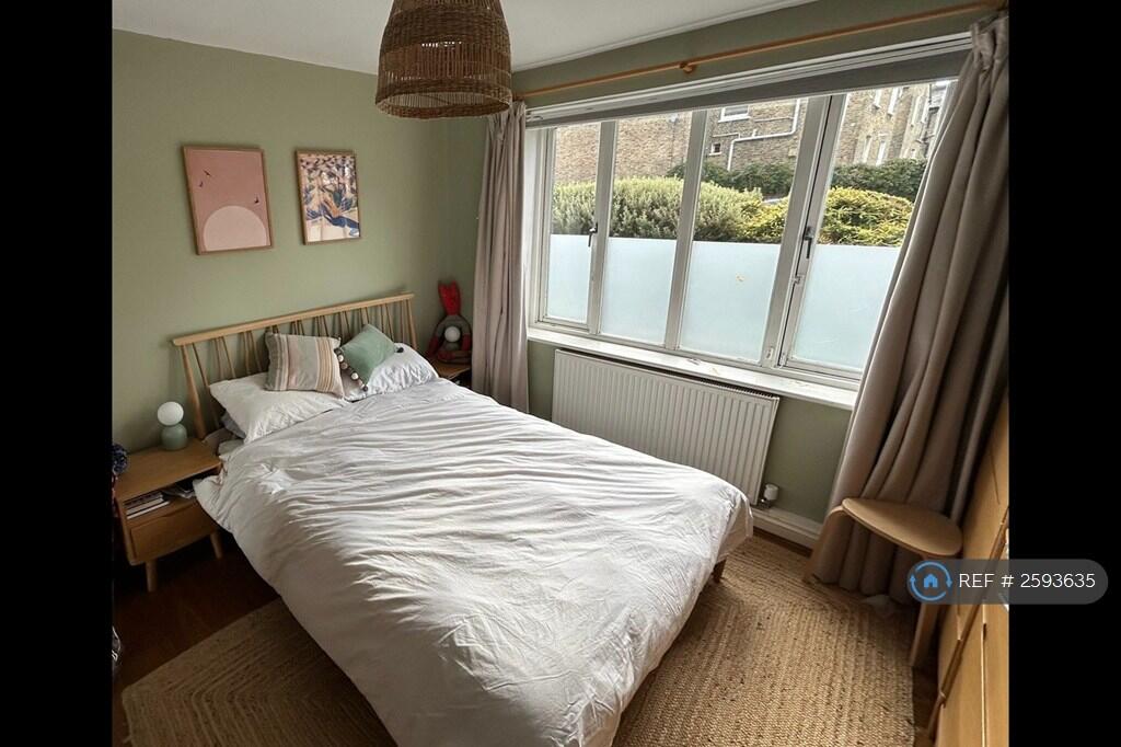 Main Bedroom