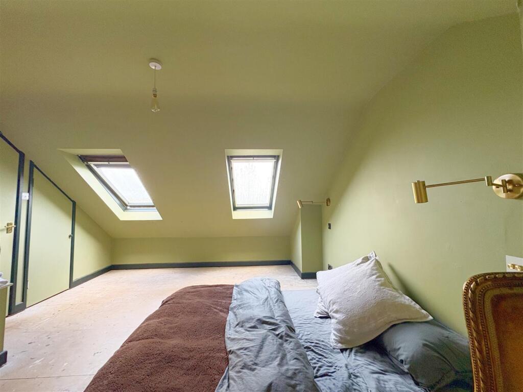 Bedroom Three (5).jpg