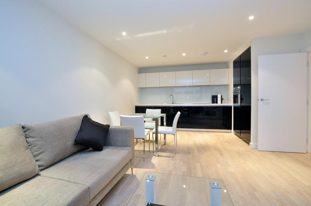 19'8 Reception Room