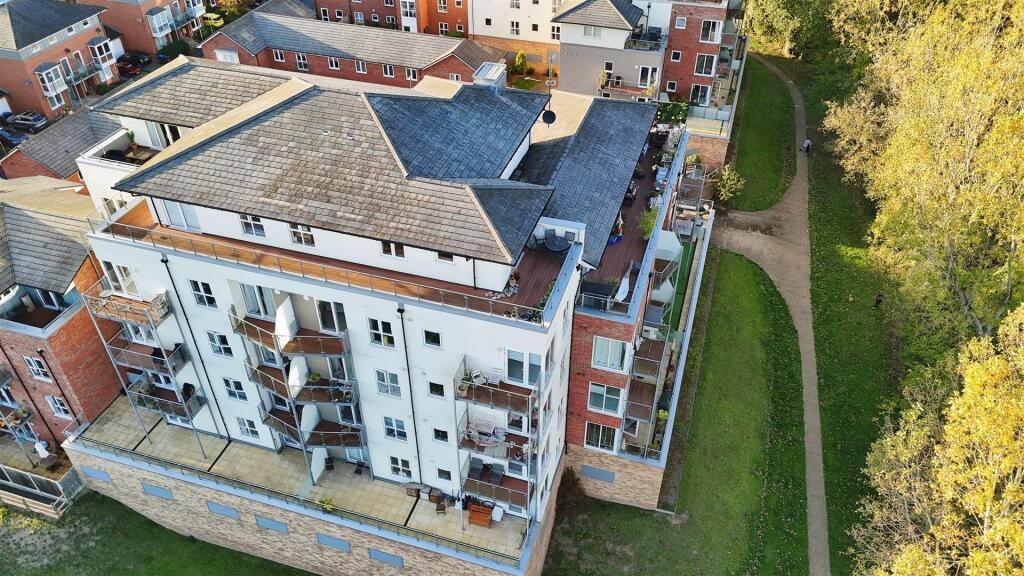 d34aae08--4FE9-9E62-803CE81104D7-53307-0000186DF1C