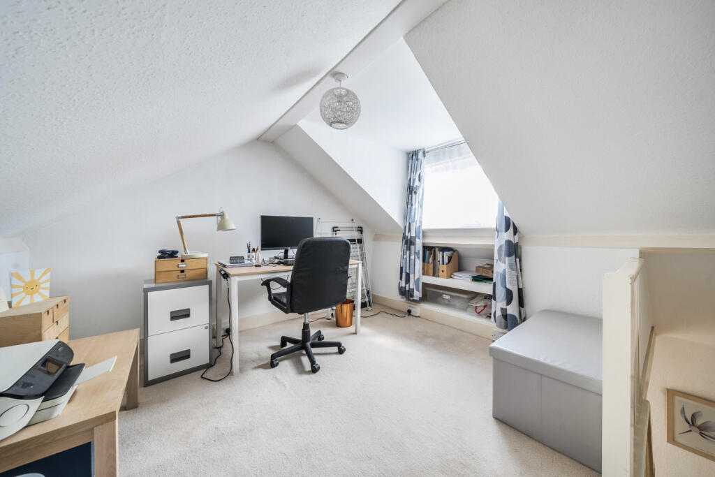 1320496-12-686e9b...