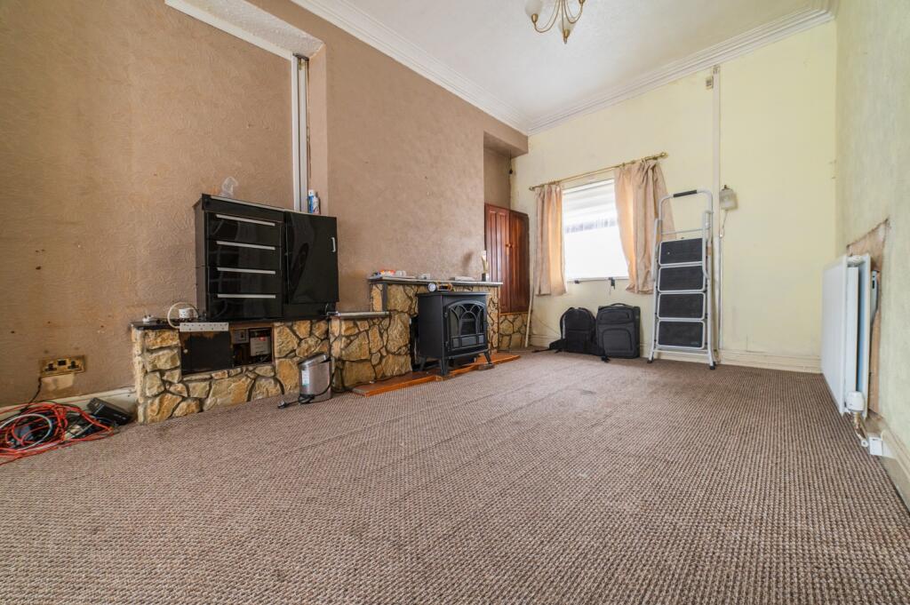 Call 02920 454555 to secure your viewing_4