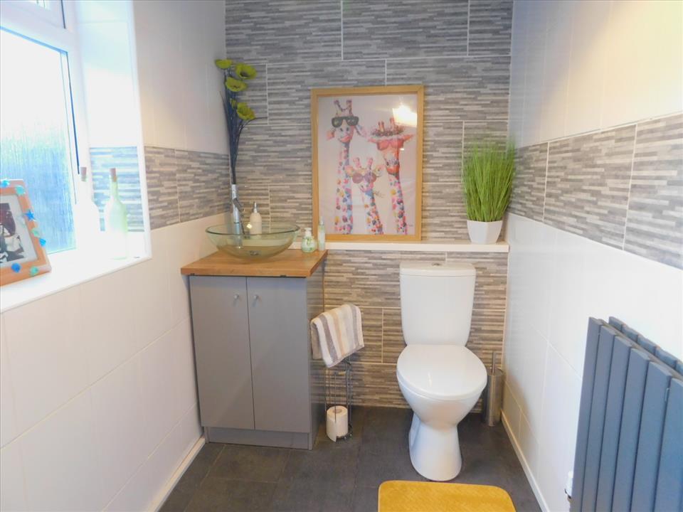 CLOAKROOM/WC