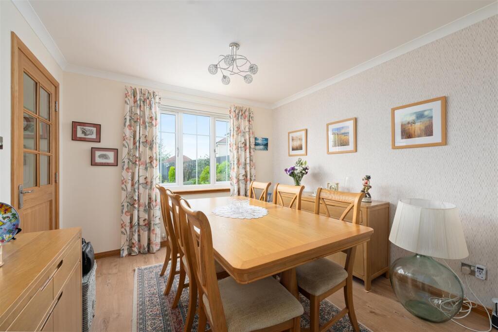 10McGregorCourt010.JPG