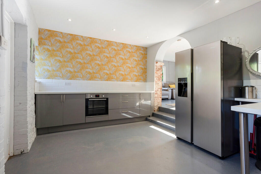 Lower Ground Floo...