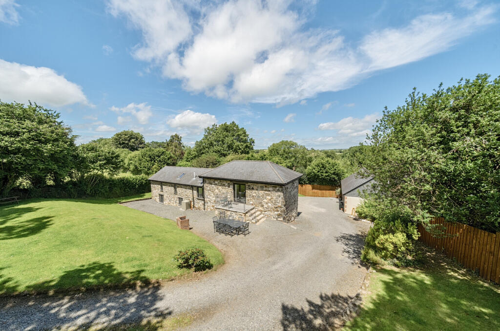 1316266-2-685ea38...