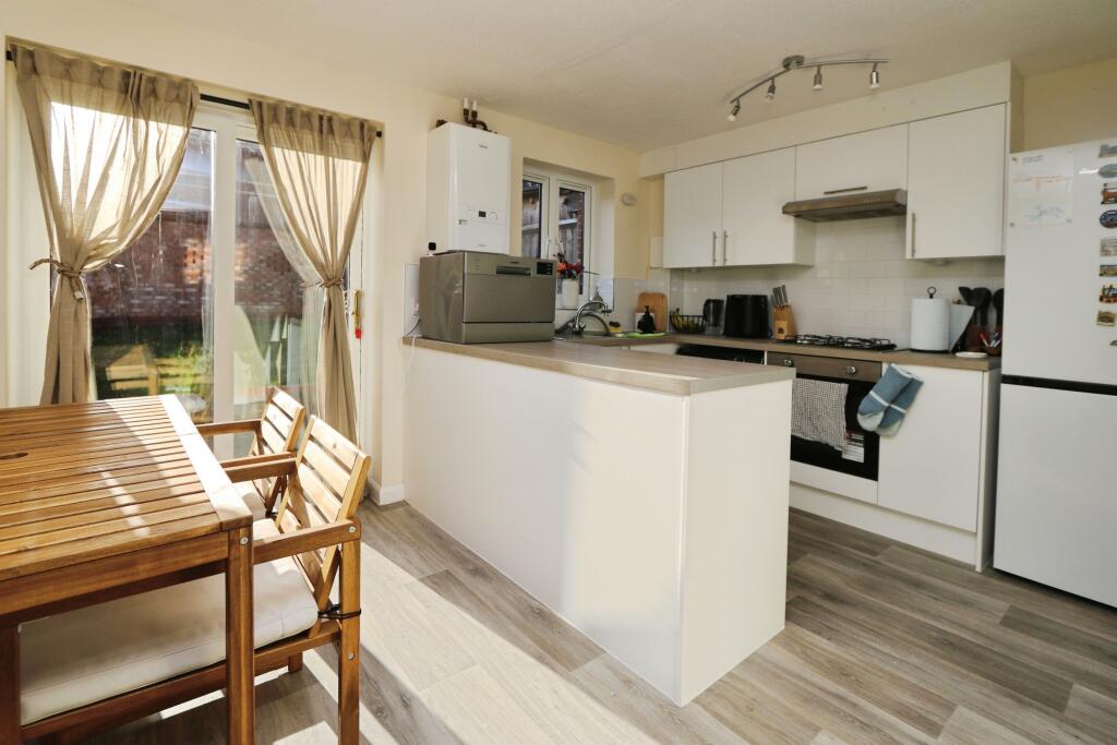 Sweetlands Corner, Milton Keynes, MK7