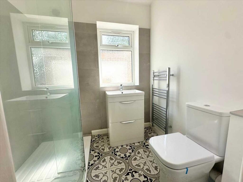 Ensuite