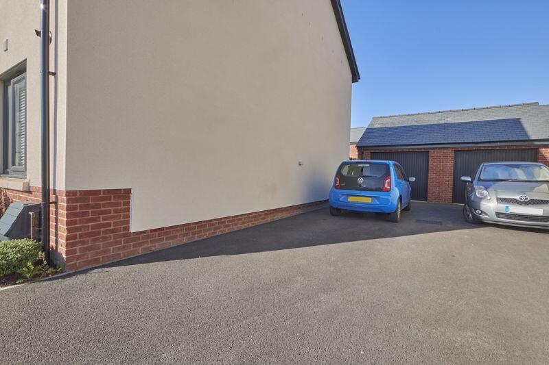 Garage &amp; Parking