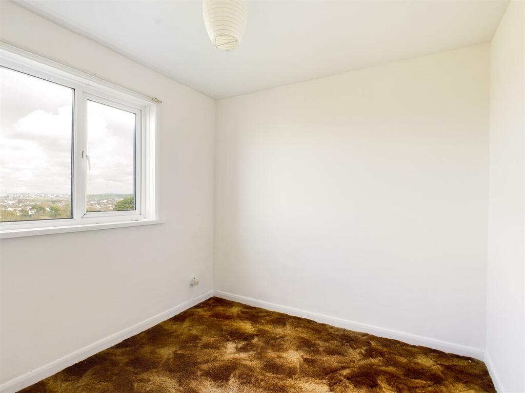 Back Bedroom 3.jpg