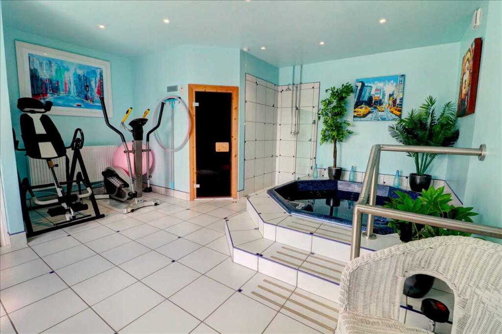 SPA ROOM