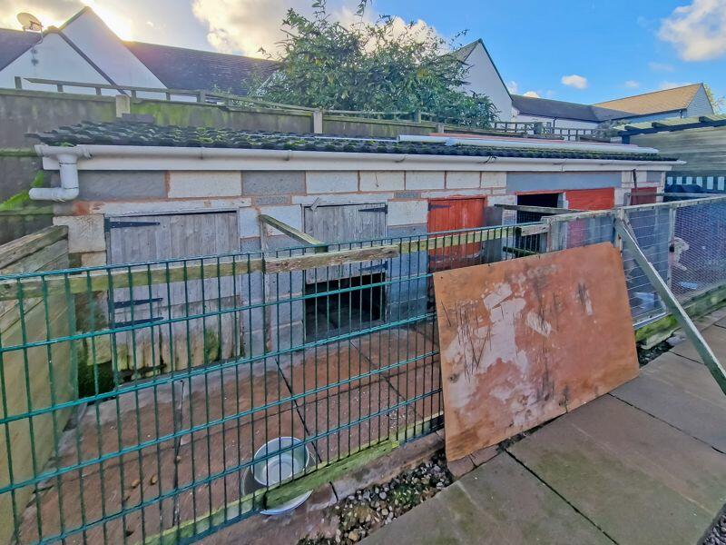 KENNELS