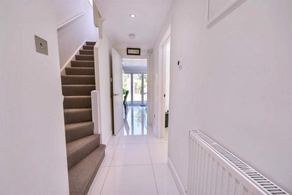 Entrance Hall.jpg