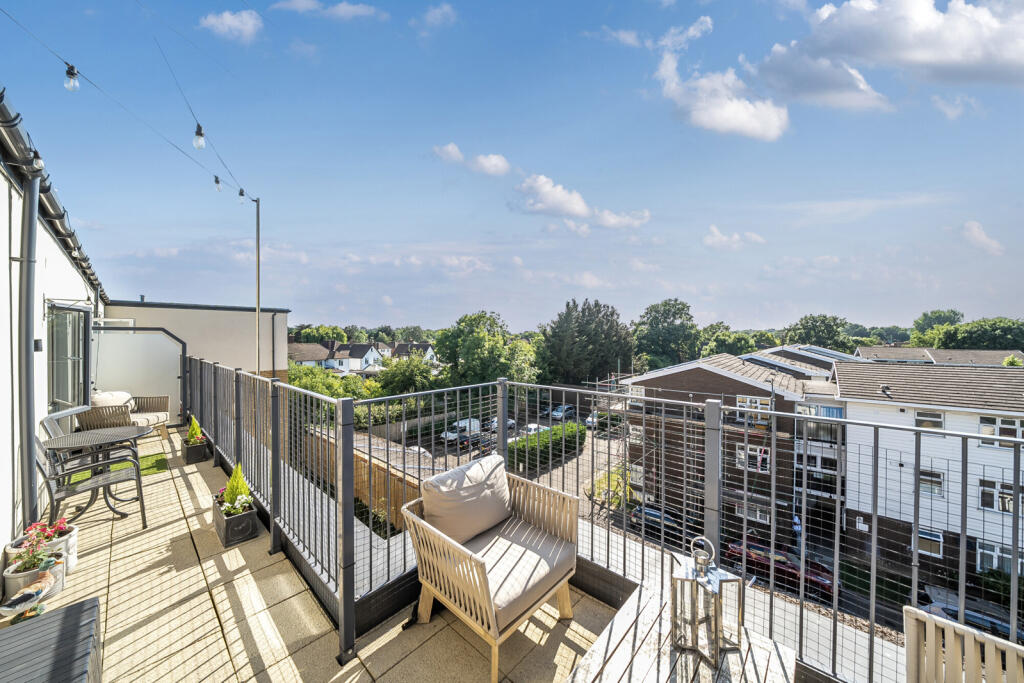 1311642-15-685300...